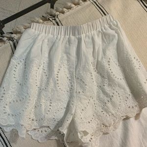 LF eyelet shorts with lining